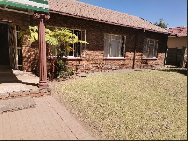 To Let 4 Bedroom Property for Rent in Norkem Park Gauteng