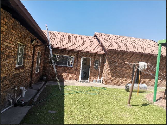 To Let 4 Bedroom Property for Rent in Norkem Park Gauteng