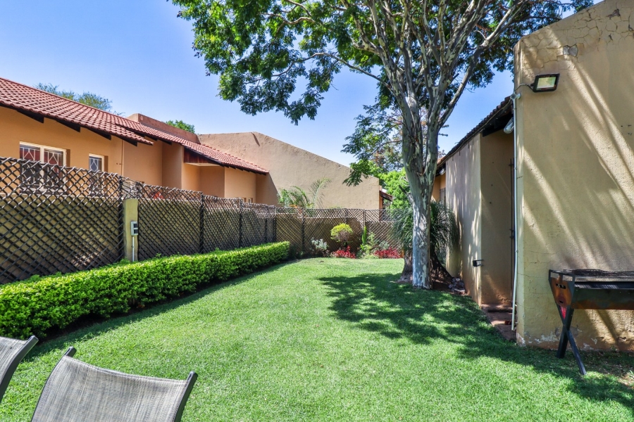 3 Bedroom Property for Sale in Garsfontein Gauteng