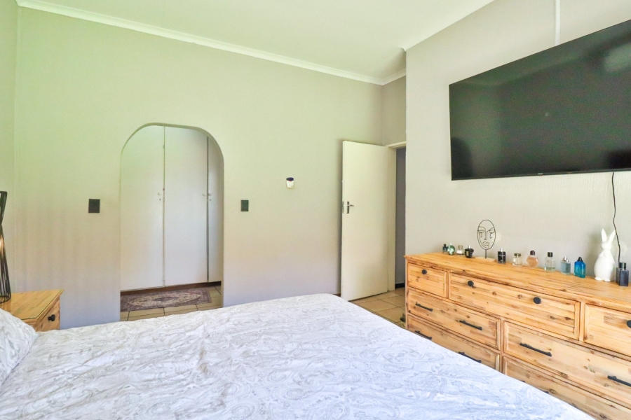 3 Bedroom Property for Sale in Garsfontein Gauteng