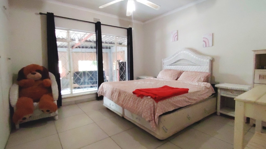 Commercial Property for Sale in Buyscelia Gauteng