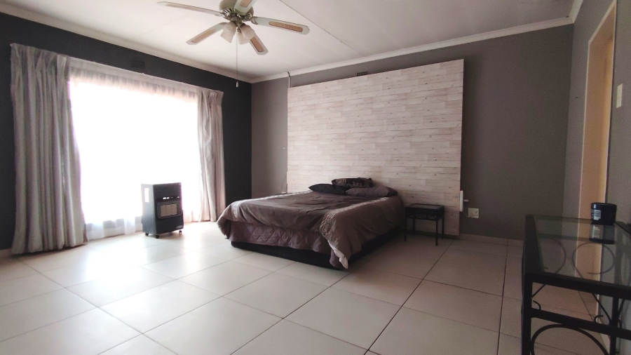 Commercial Property for Sale in Buyscelia Gauteng