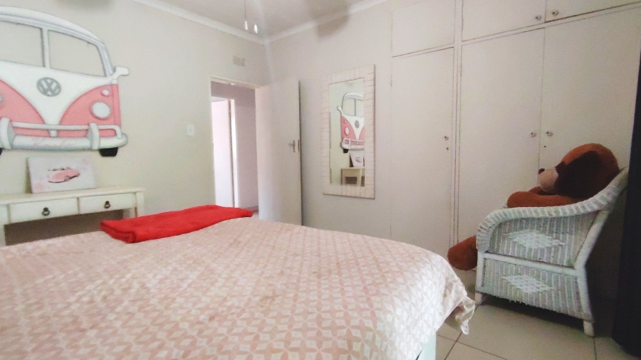 Commercial Property for Sale in Buyscelia Gauteng