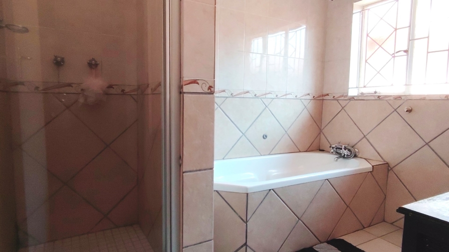 Commercial Property for Sale in Buyscelia Gauteng