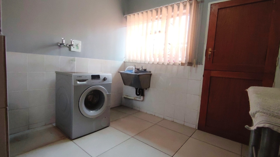 Commercial Property for Sale in Buyscelia Gauteng