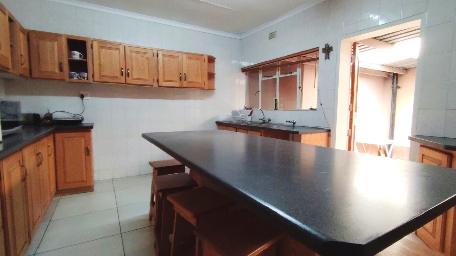 Commercial Property for Sale in Buyscelia Gauteng