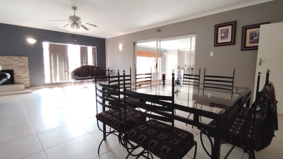 Commercial Property for Sale in Buyscelia Gauteng