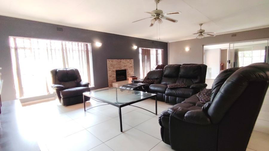 Commercial Property for Sale in Buyscelia Gauteng