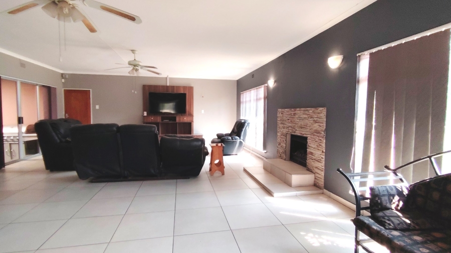Commercial Property for Sale in Buyscelia Gauteng