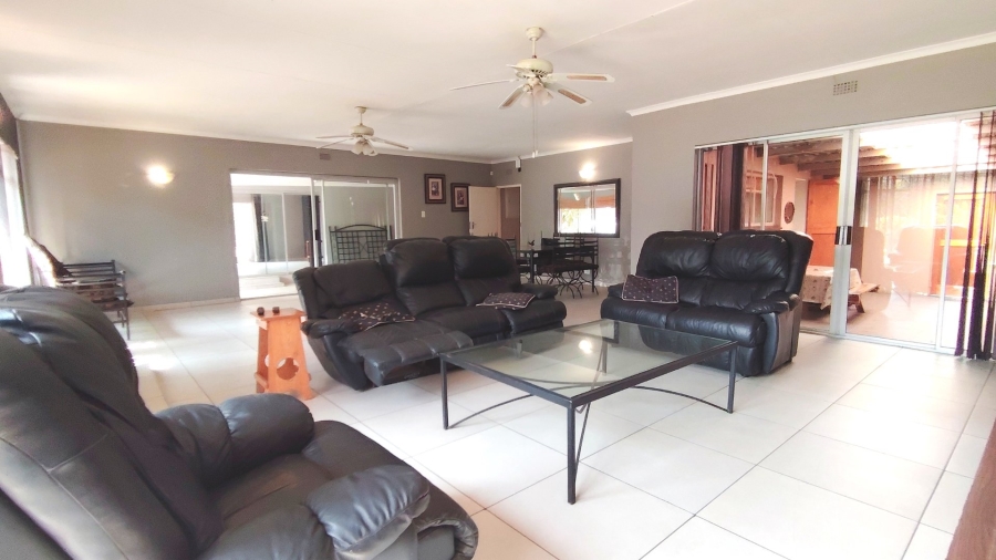 Commercial Property for Sale in Buyscelia Gauteng