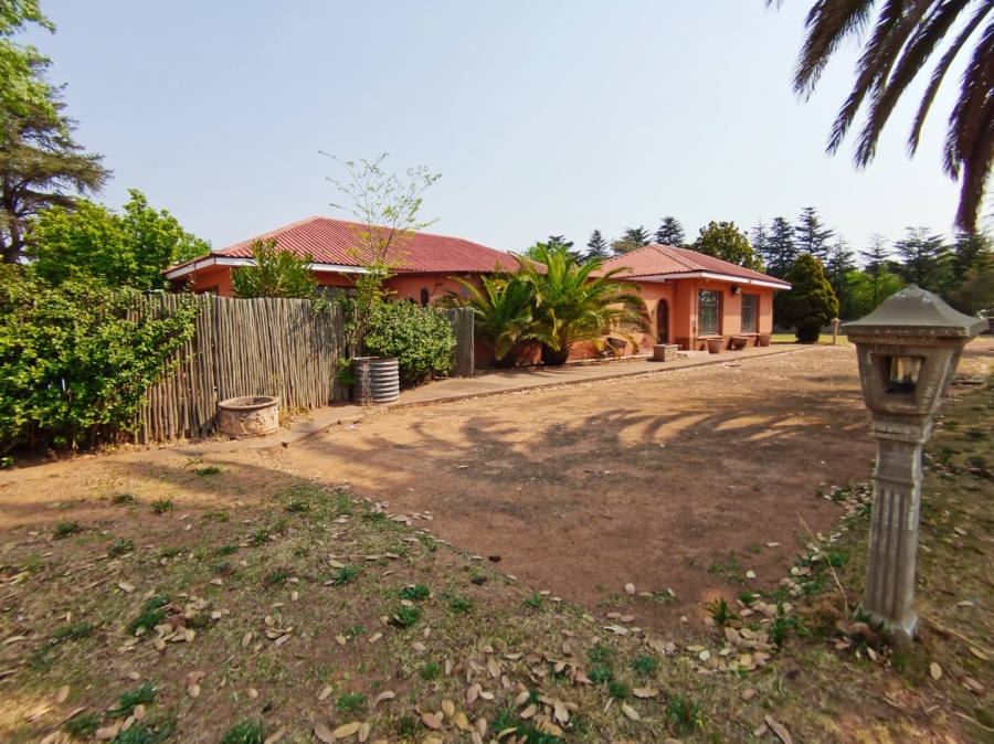 Commercial Property for Sale in Buyscelia Gauteng