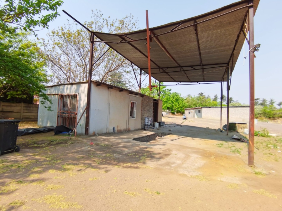 Commercial Property for Sale in Buyscelia Gauteng