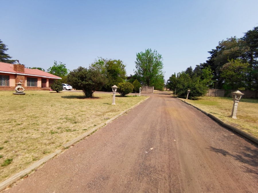 Commercial Property for Sale in Buyscelia Gauteng