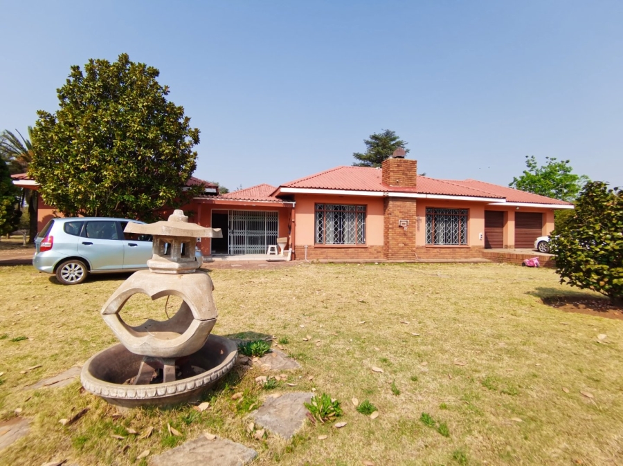 Commercial Property for Sale in Buyscelia Gauteng