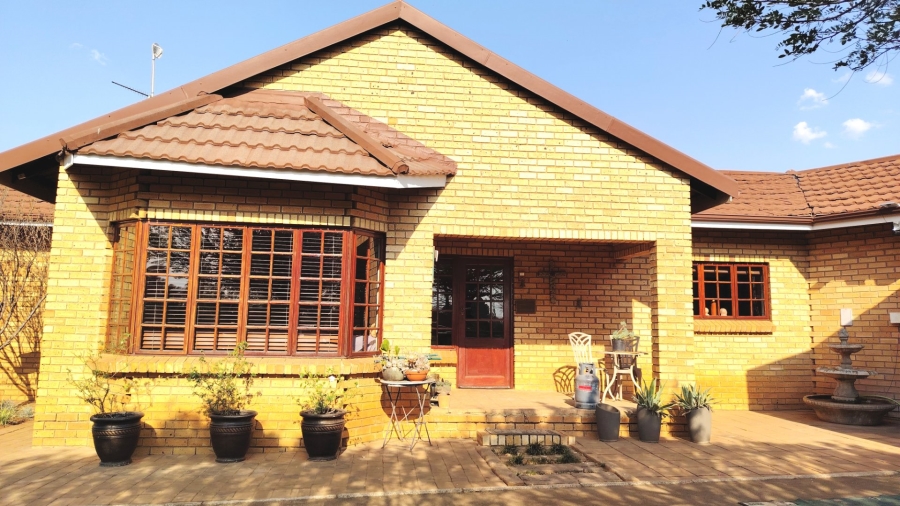 Commercial Property for Sale in Glen Donald A H Gauteng