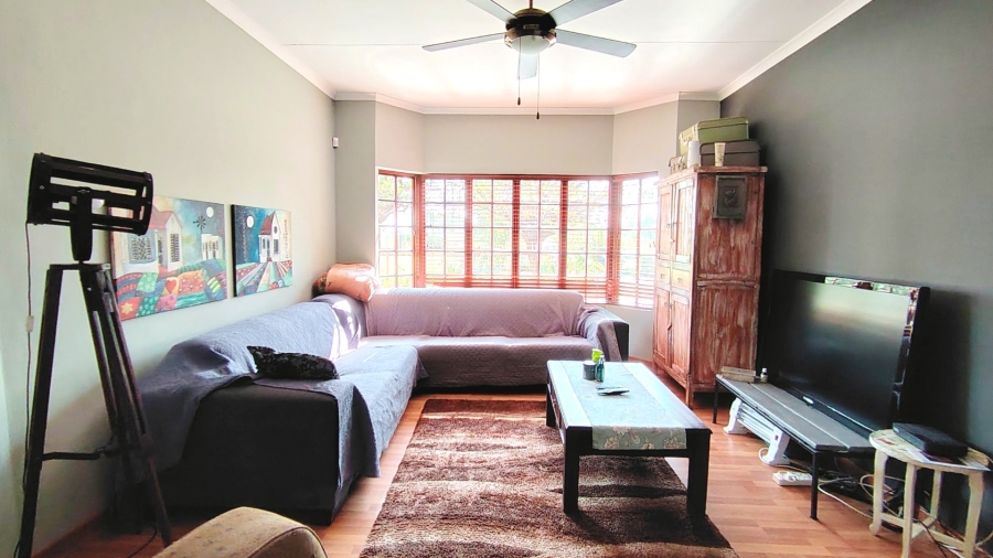 Commercial Property for Sale in Glen Donald A H Gauteng