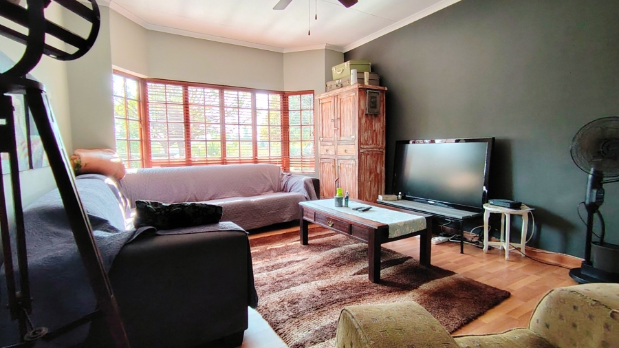 Commercial Property for Sale in Glen Donald A H Gauteng