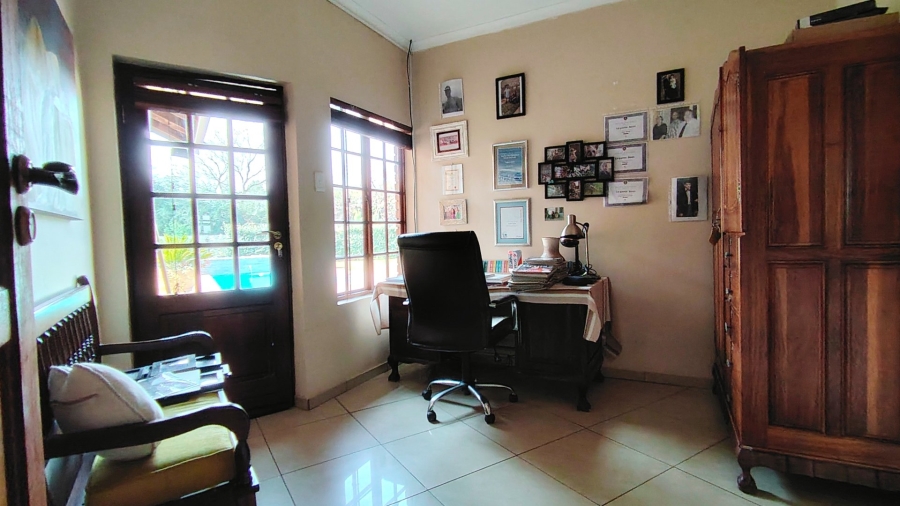 Commercial Property for Sale in Glen Donald A H Gauteng