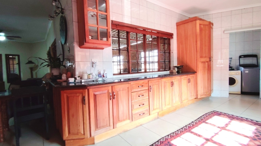 Commercial Property for Sale in Glen Donald A H Gauteng