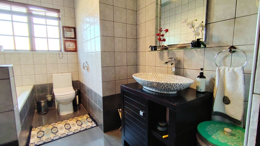 Commercial Property for Sale in Glen Donald A H Gauteng