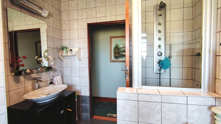 Commercial Property for Sale in Glen Donald A H Gauteng