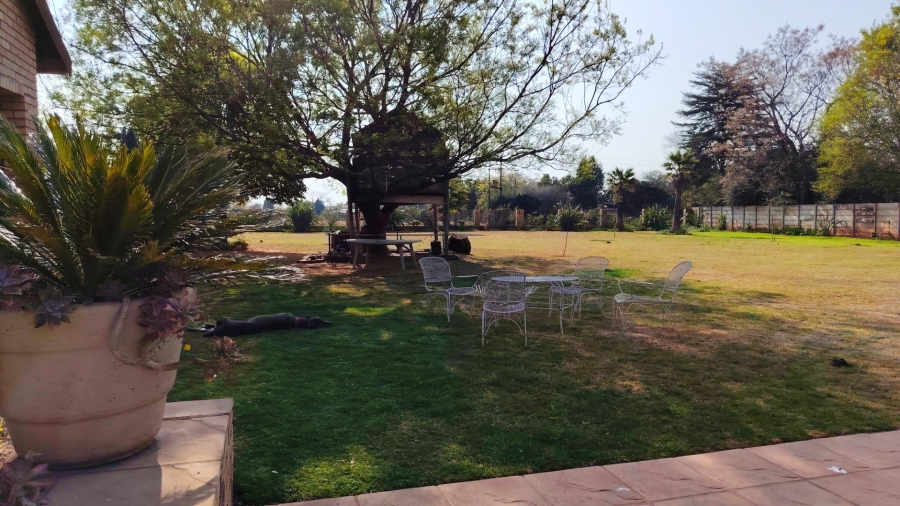 Commercial Property for Sale in Glen Donald A H Gauteng