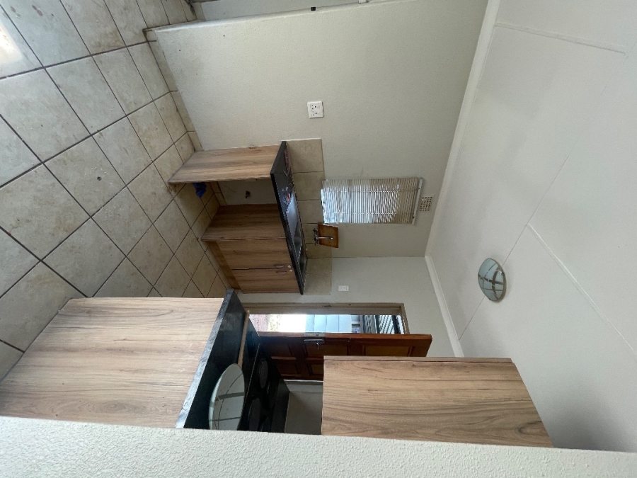 To Let 2 Bedroom Property for Rent in Albertsdal Gauteng