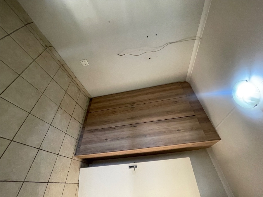 To Let 2 Bedroom Property for Rent in Albertsdal Gauteng