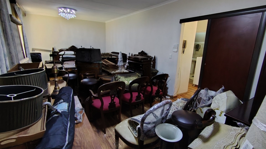 5 Bedroom Property for Sale in Eldoraigne Gauteng