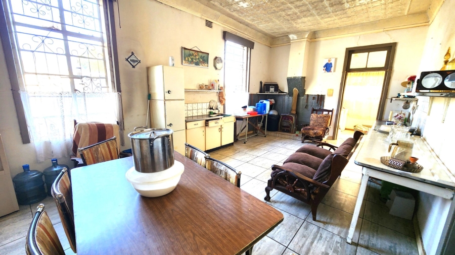 6 Bedroom Property for Sale in Primrose Gauteng