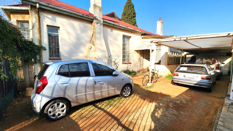 6 Bedroom Property for Sale in Primrose Gauteng