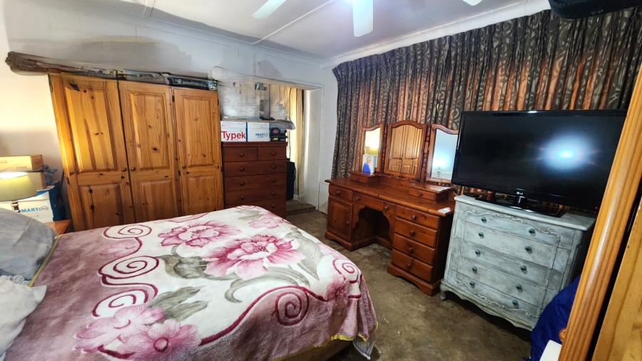 6 Bedroom Property for Sale in Primrose Gauteng