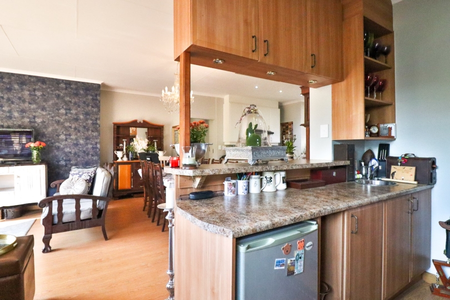 3 Bedroom Property for Sale in The Retreat Gauteng