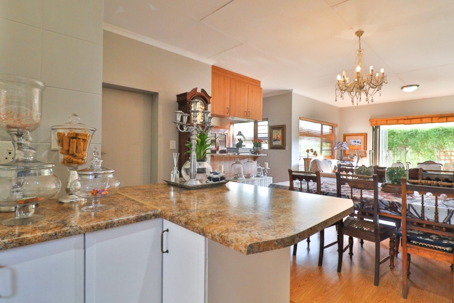 3 Bedroom Property for Sale in The Retreat Gauteng