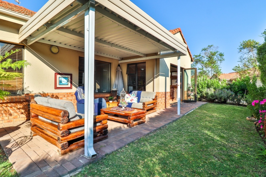 3 Bedroom Property for Sale in The Retreat Gauteng