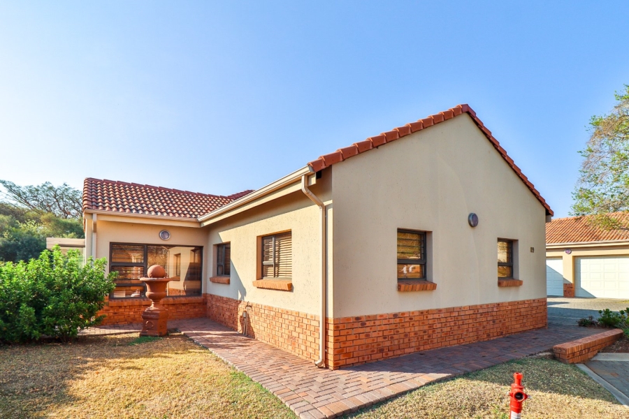 3 Bedroom Property for Sale in The Retreat Gauteng