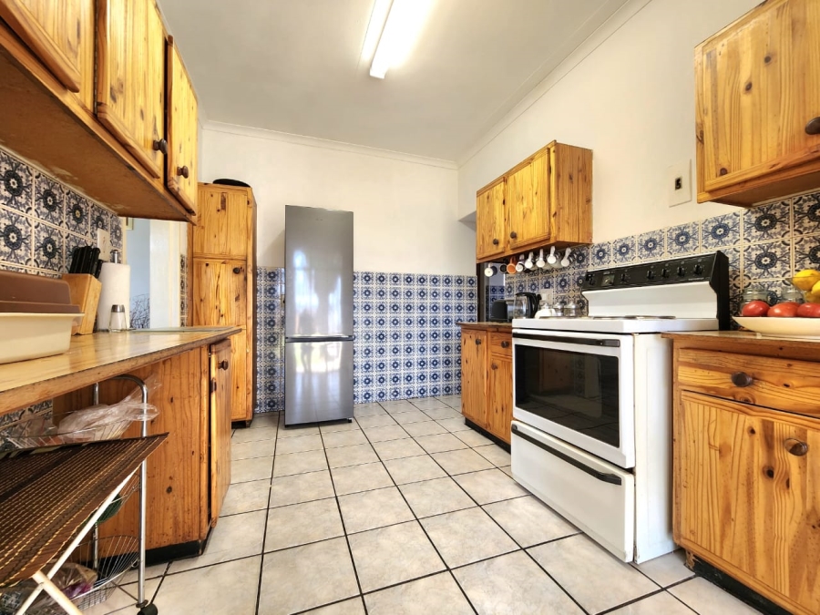 4 Bedroom Property for Sale in Glenanda Gauteng