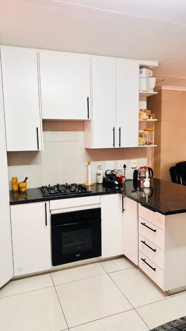 To Let  Bedroom Property for Rent in Noordwyk Gauteng