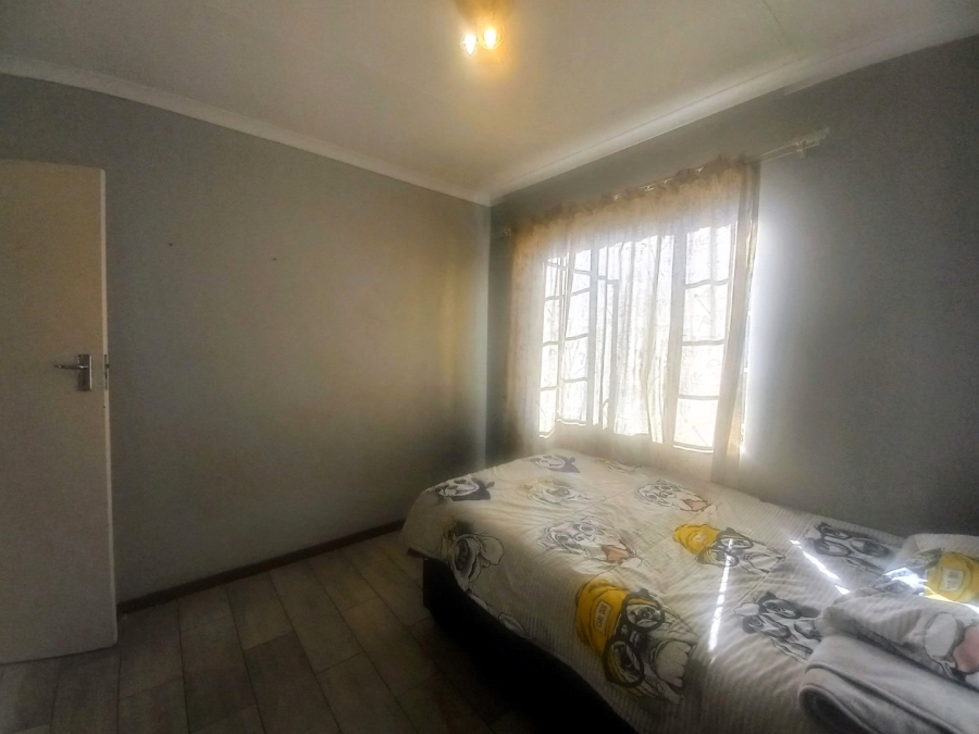 To Let 3 Bedroom Property for Rent in Die Hoewes Gauteng