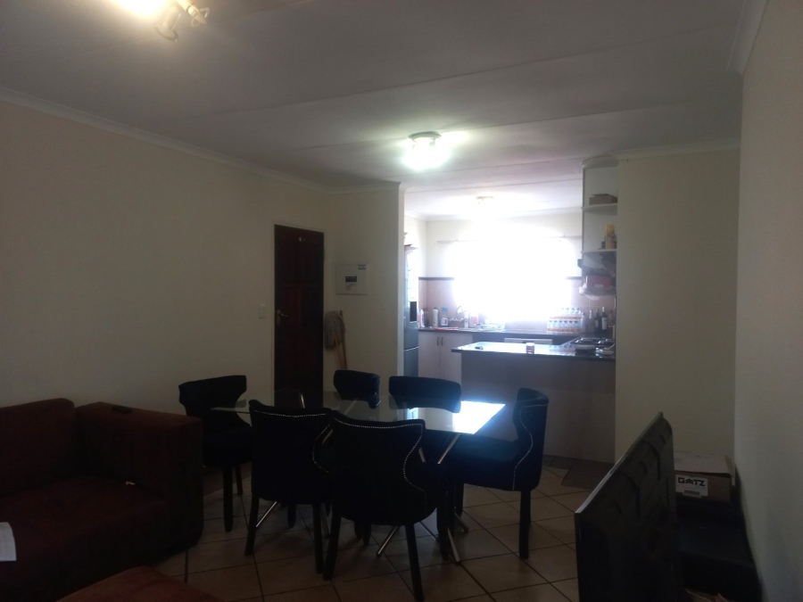 To Let 3 Bedroom Property for Rent in Die Hoewes Gauteng