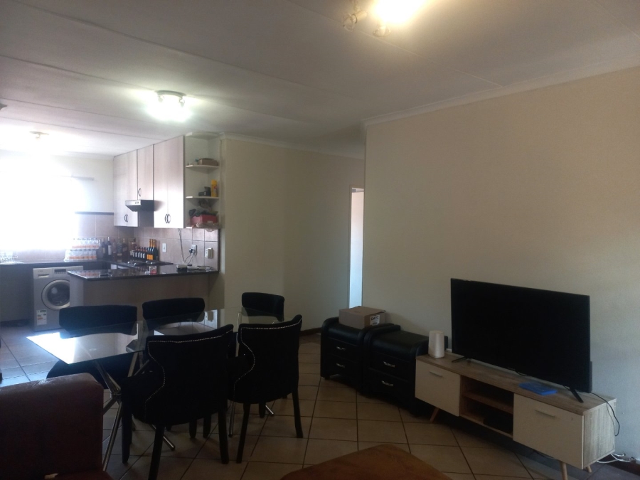 To Let 3 Bedroom Property for Rent in Die Hoewes Gauteng
