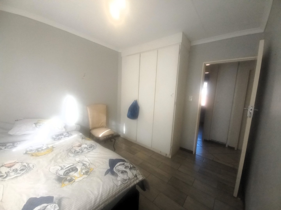 To Let 3 Bedroom Property for Rent in Die Hoewes Gauteng