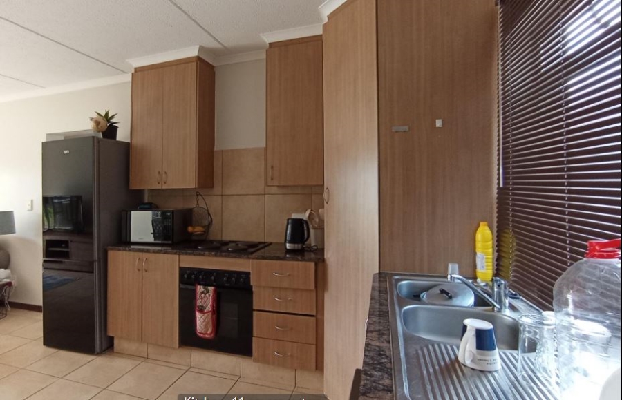 2 Bedroom Property for Sale in Greenstone Hill Gauteng