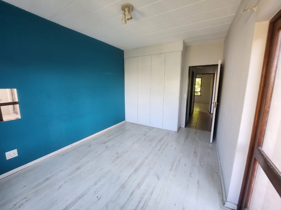 To Let 2 Bedroom Property for Rent in Paulshof Gauteng