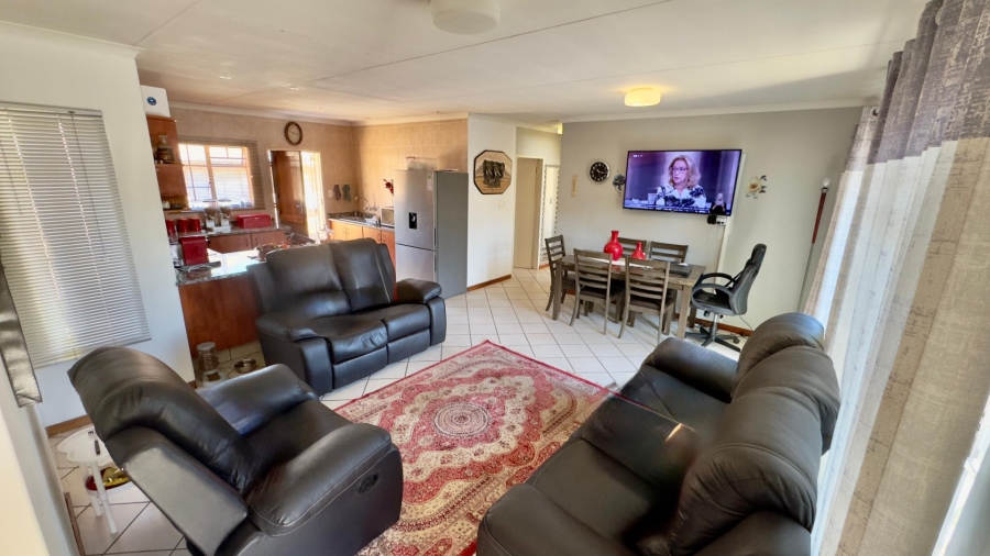 2 Bedroom Property for Sale in Amberfield Gauteng