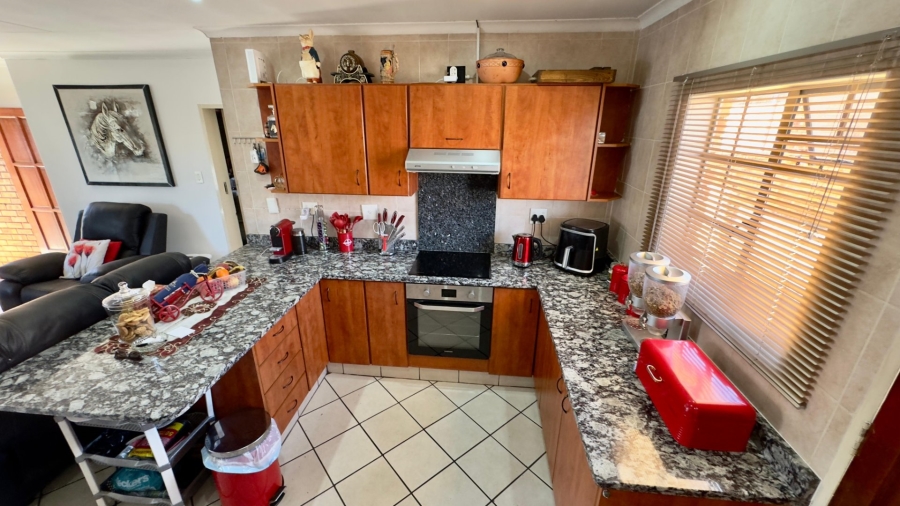 2 Bedroom Property for Sale in Amberfield Gauteng