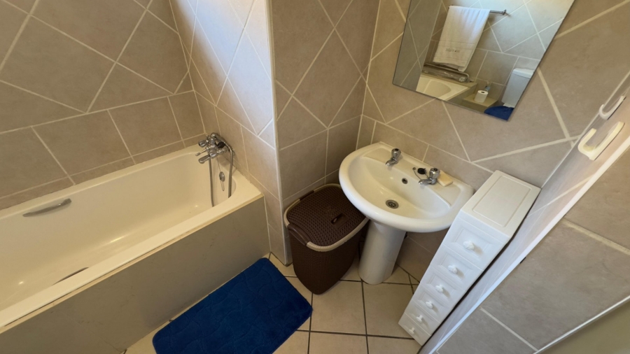 2 Bedroom Property for Sale in Amberfield Gauteng