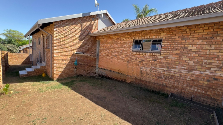 2 Bedroom Property for Sale in Amberfield Gauteng