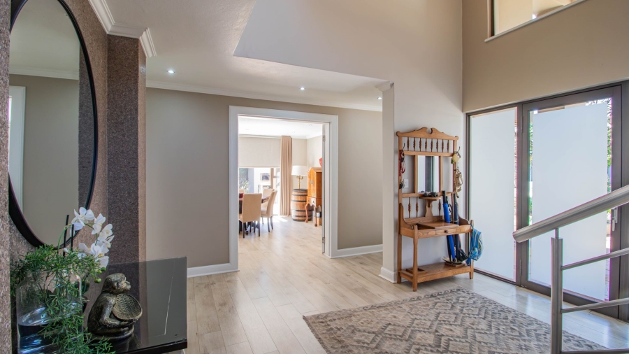 5 Bedroom Property for Sale in Serengeti Lifestyle Estate Gauteng
