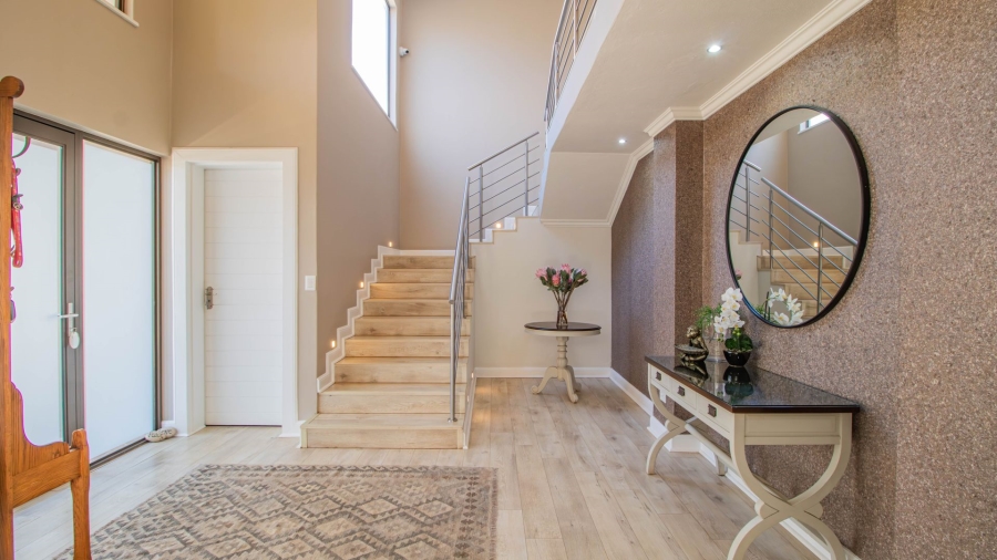 5 Bedroom Property for Sale in Serengeti Lifestyle Estate Gauteng